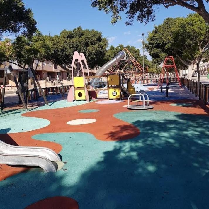Habitacion Avilena Tropical En Aguadulce Almeria Ngoại thất bức ảnh