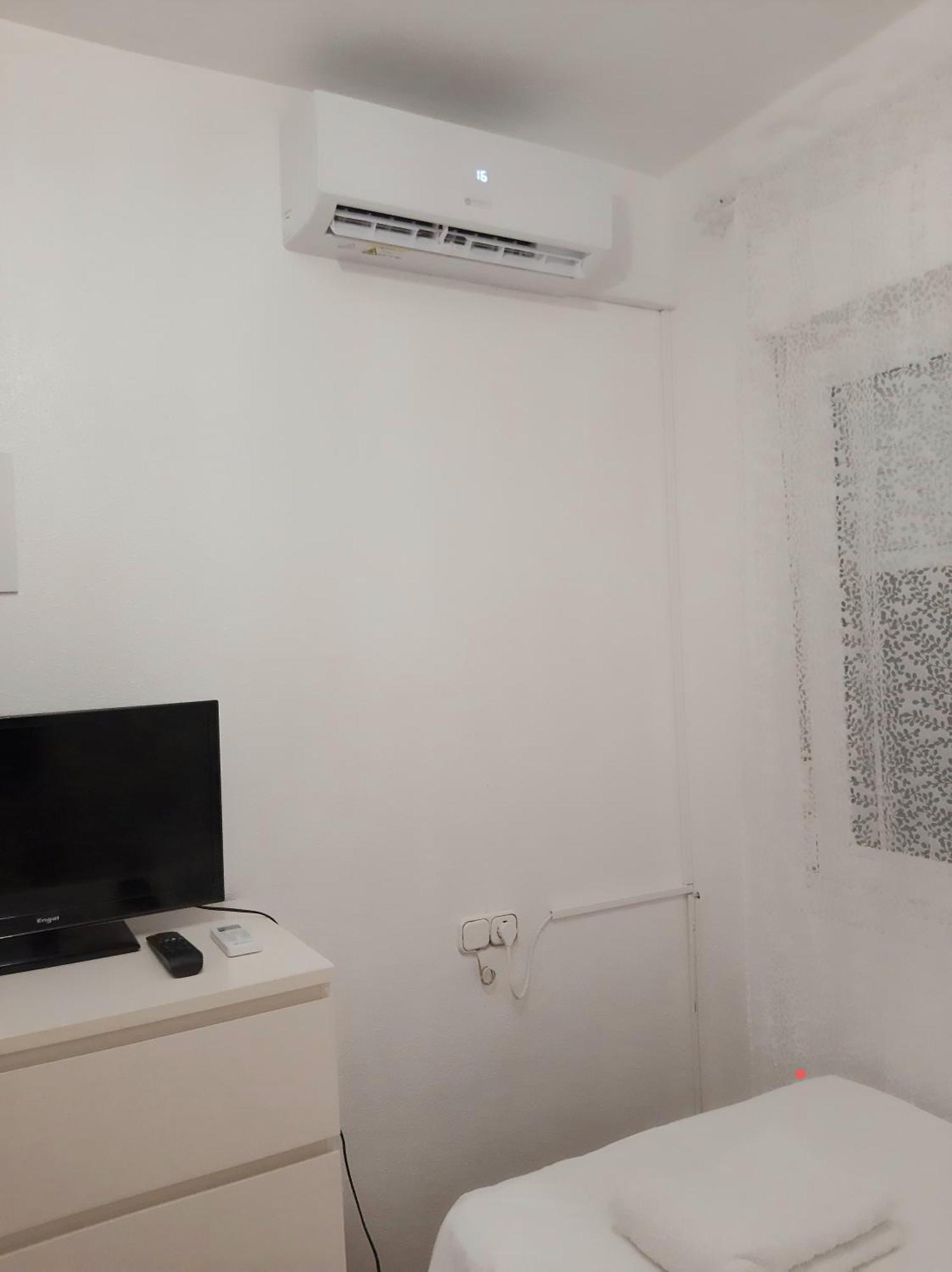 Habitacion Avilena Tropical En Aguadulce Almeria Phòng bức ảnh